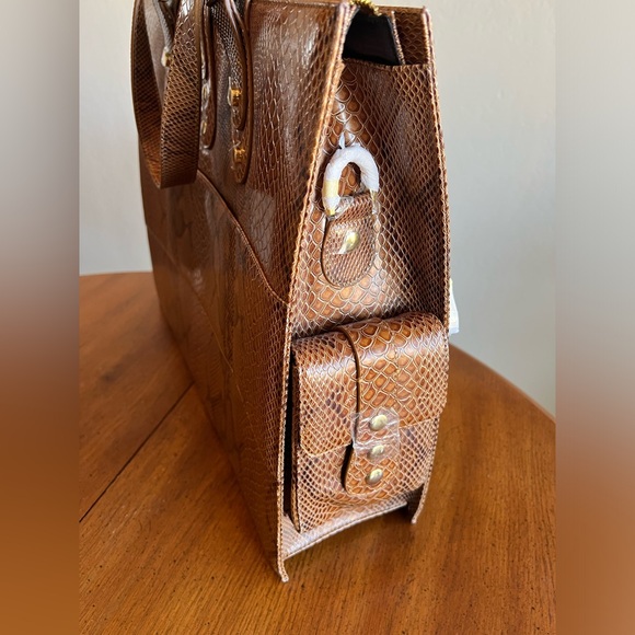 snake print large tote bag - Picture 4 of 7